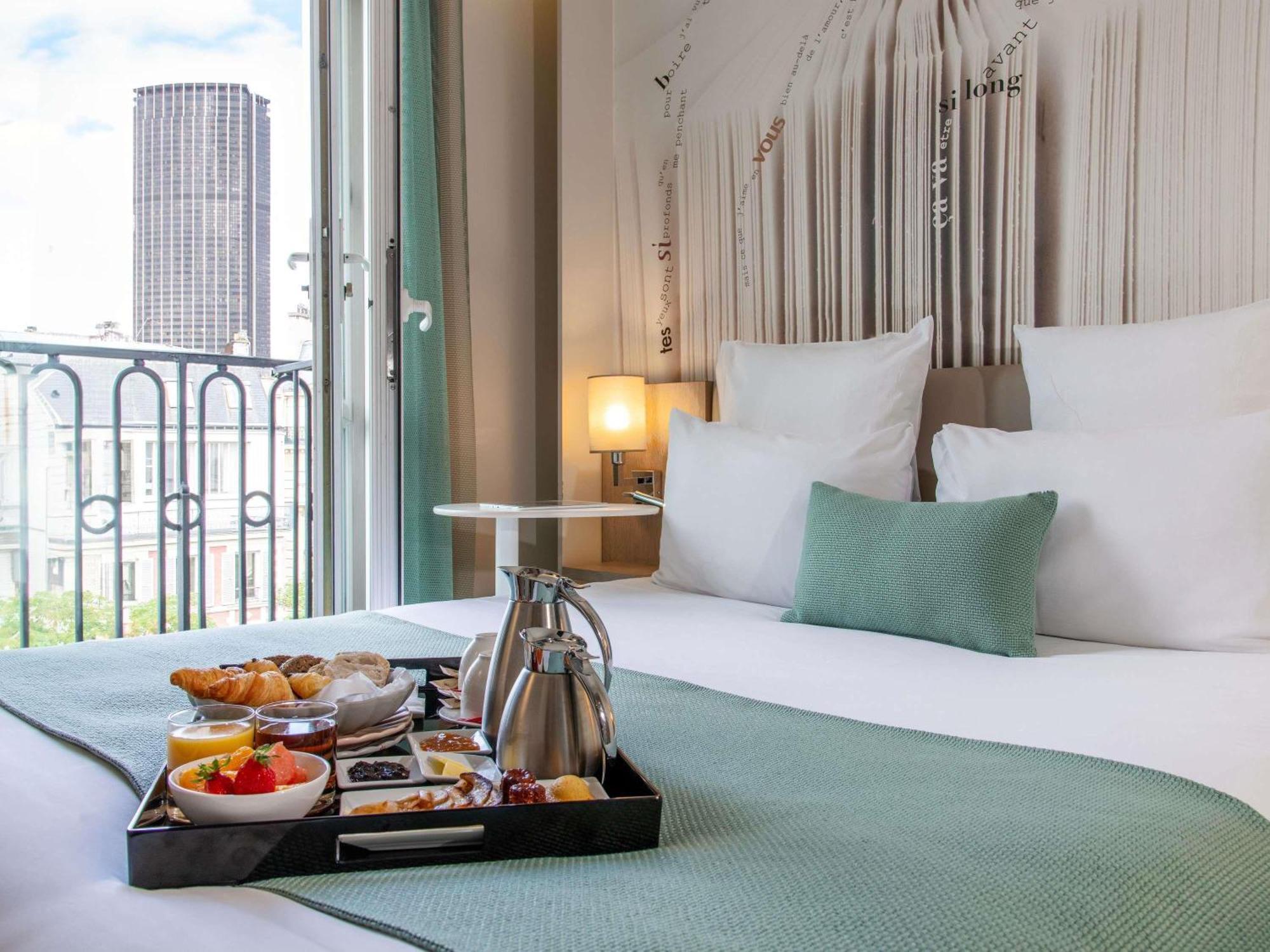 Mercure Montparnasse Raspail Hotel