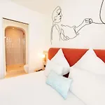 Hotel Mercure Montparnasse Raspail