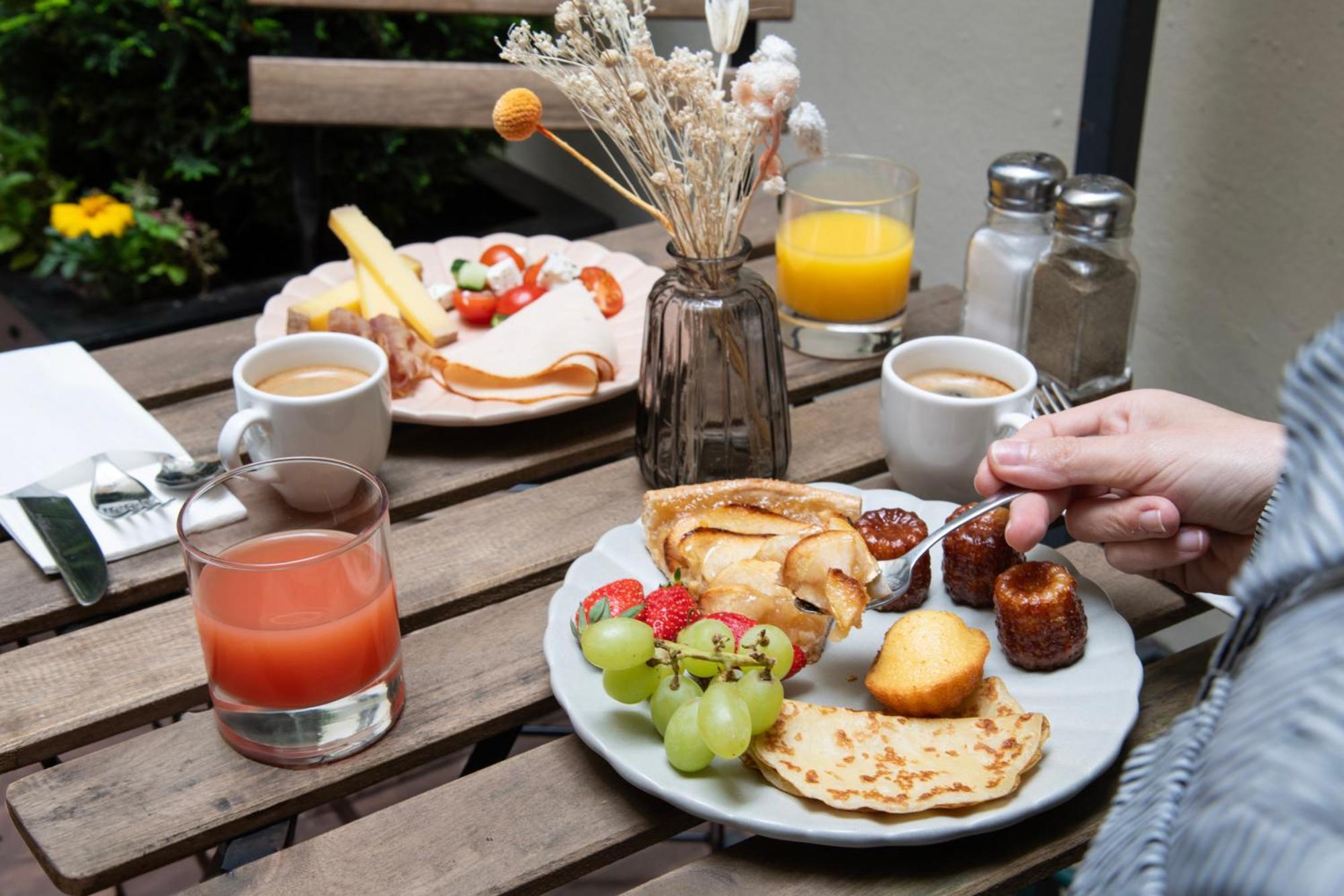 Hotel Mercure Montparnasse Raspail