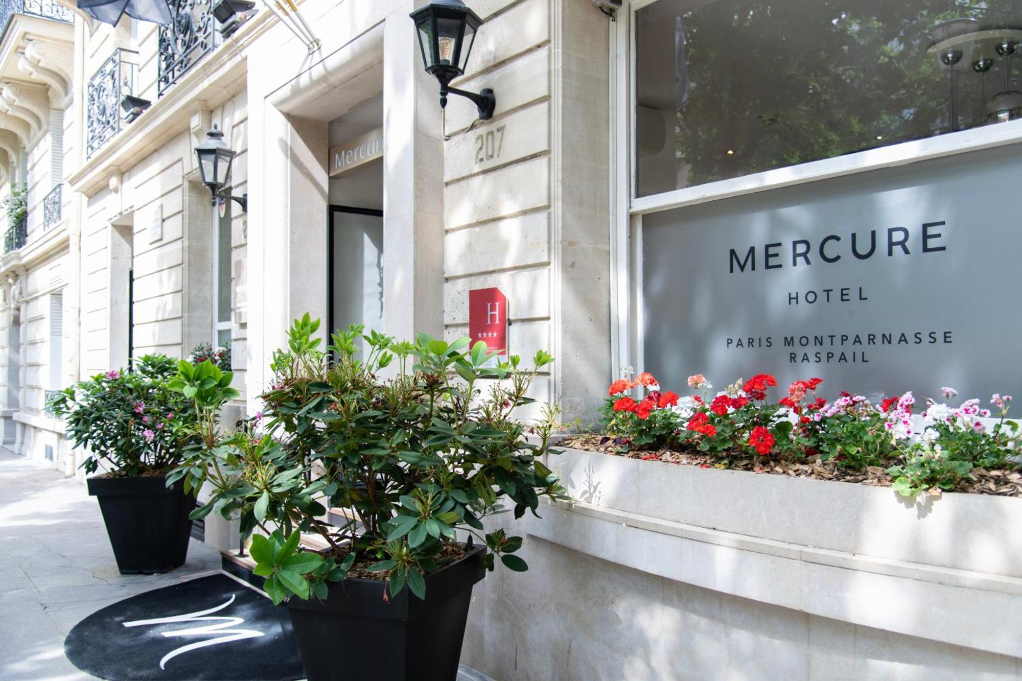 Hotel Mercure Montparnasse Raspail 4*