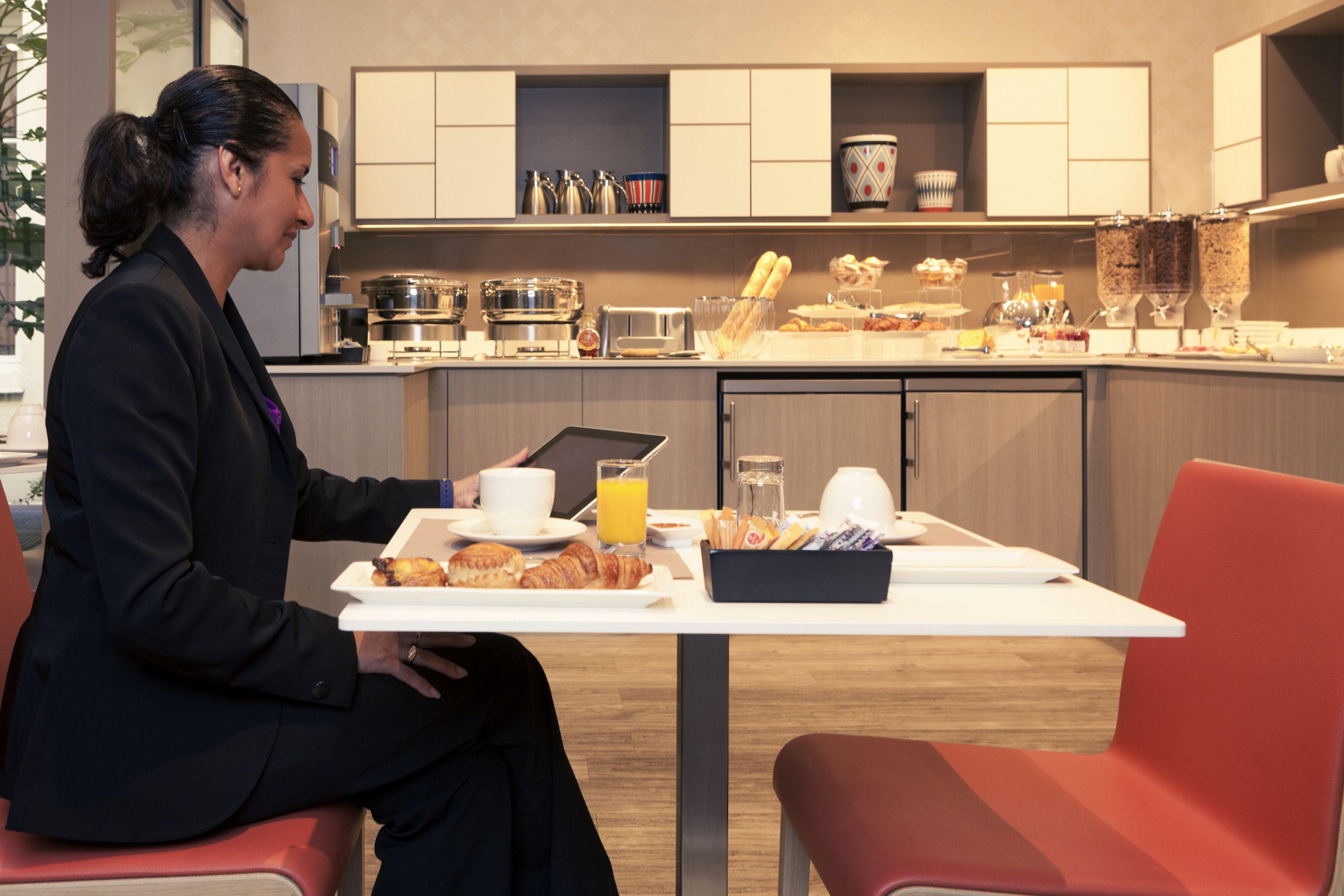 Hotel Mercure Montparnasse Raspail