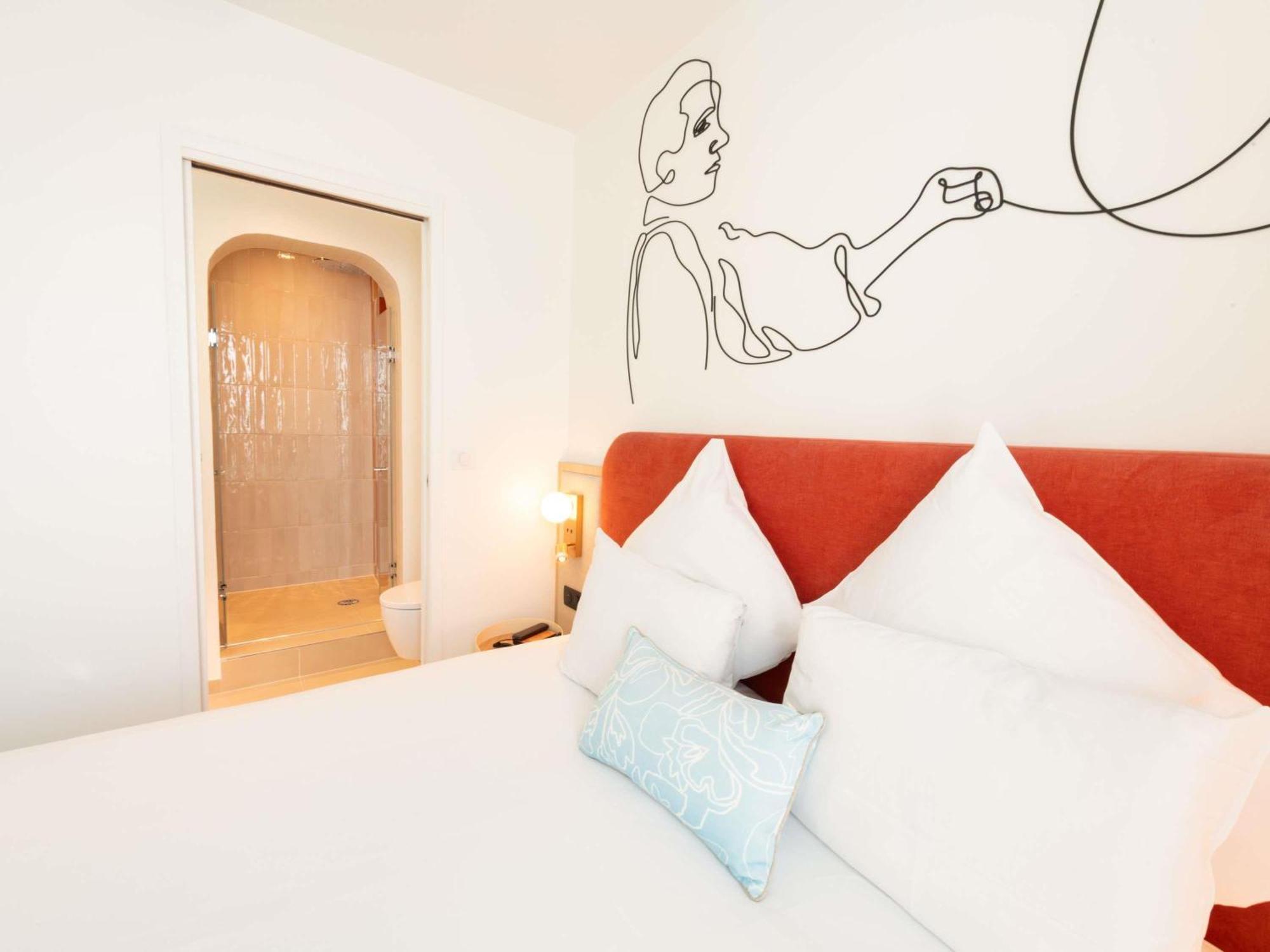 Hotel Mercure Montparnasse Raspail